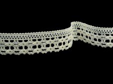 Cotton bobbin lace 82300, width 27 mm, ecru