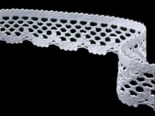 Cotton bobbin lace 75067, width 47 mm, white