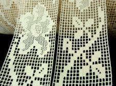 Cotton bobbin lace insert 82347, width 81 mm, ecru