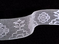 Cotton bobbin lace insert 75125, width 83 mm, white