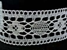 Linen bobbin lace insert 75254, width 48 mm, 100% linen bleached