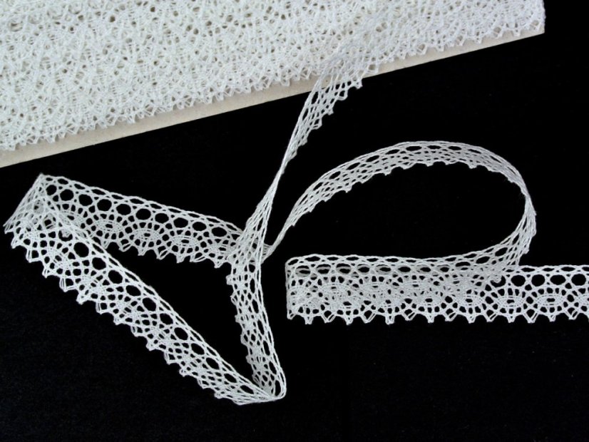 Linen bobbin lace 75239, width 19 mm, 100% linen bleached