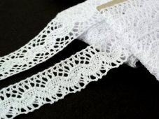 Cotton bobbin lace insert 73002, width 32 mm, white