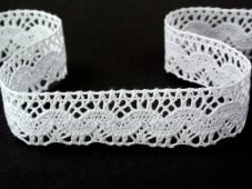 Cotton bobbin lace 73007, width 30 mm, white
