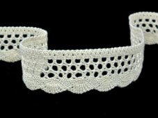 Cotton bobbin lace 82121, width 35 mm, ecru