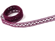 Cotton bobbin lace insert 75526, width 11 mm, violet