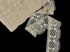 Cotton bobbin lace 81831, width 58 mm, ecru