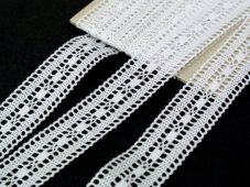 Paličkovaná vsadka 75164 (bílá)