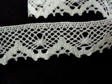Linen bobbin lace 75261, width 40 mm, 100% linen bleached