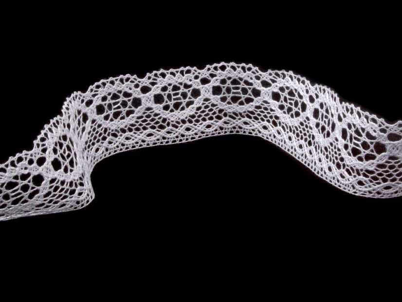 Cotton bobbin lace 75065, width 47 mm, white merc.
