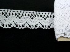 Cotton bobbin lace 73007, width 30 mm, white