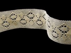 Cotton bobbin lace insert 81026, width 62 mm, ecru