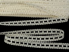 Cotton bobbin lace insert 75265, width 11 mm, ecru
