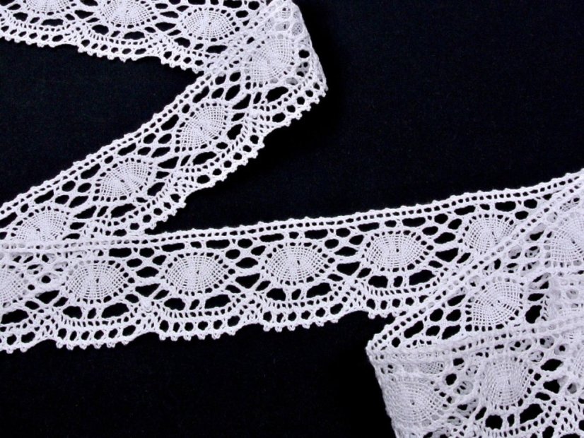 Cotton bobbin lace 75032, width 45 mm, white
