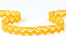 Cotton bobbin lace 75259, width 17 mm, dark yellow