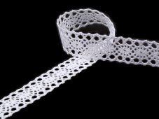 Cotton bobbin lace insert 82163, width 22 mm, white