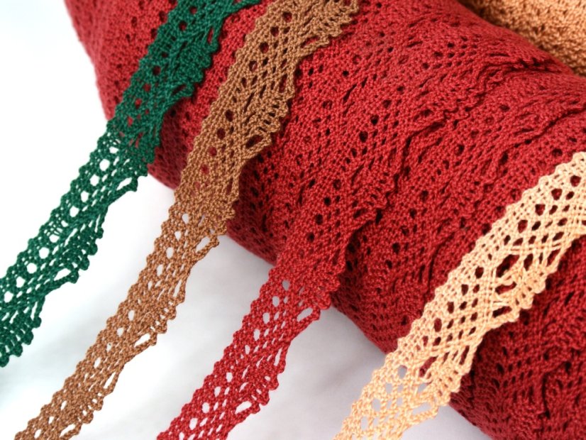 Cotton bobbin lace 75423, width 26 mm, dark wine