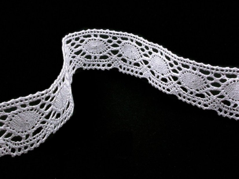 Cotton bobbin lace 75032, width 45 mm, white