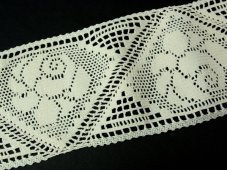 Cotton bobbin lace insert 75276, width 158 mm, ecru