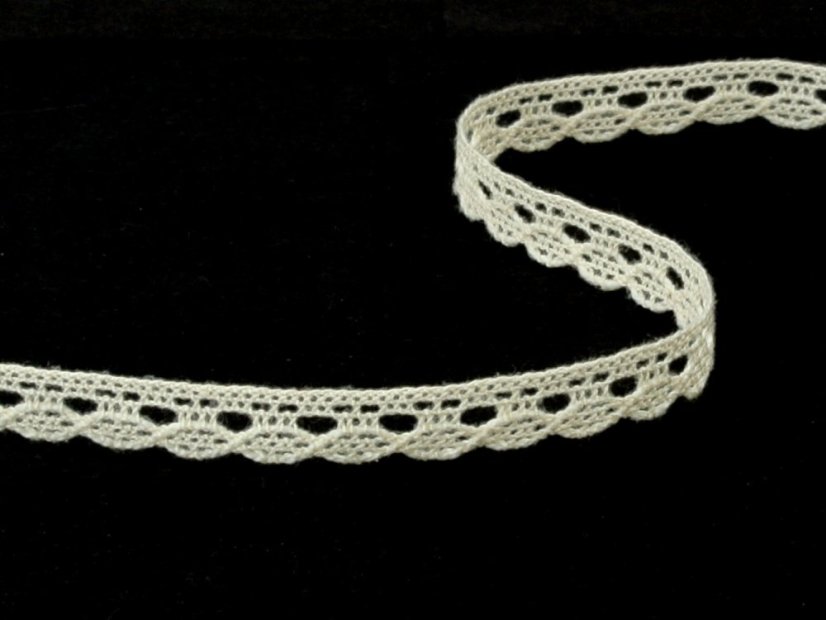 Cotton bobbin lace 75641, width 8 mm, ecru