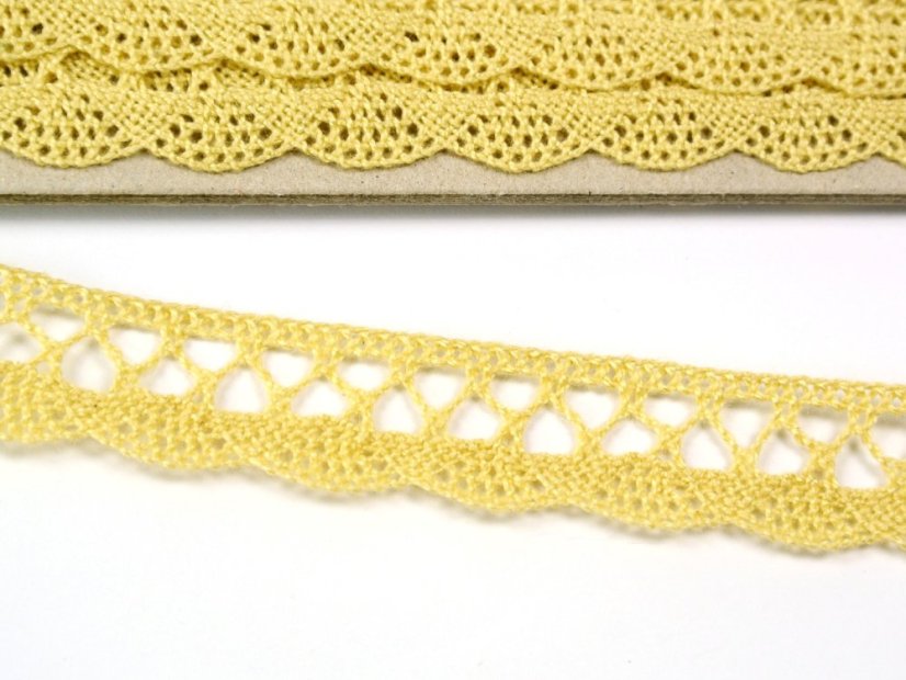 Cotton bobbin lace 75099, width 18 mm, light yellow